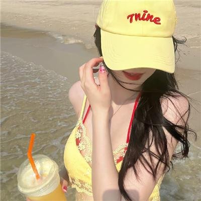 了不起的曹萱萱